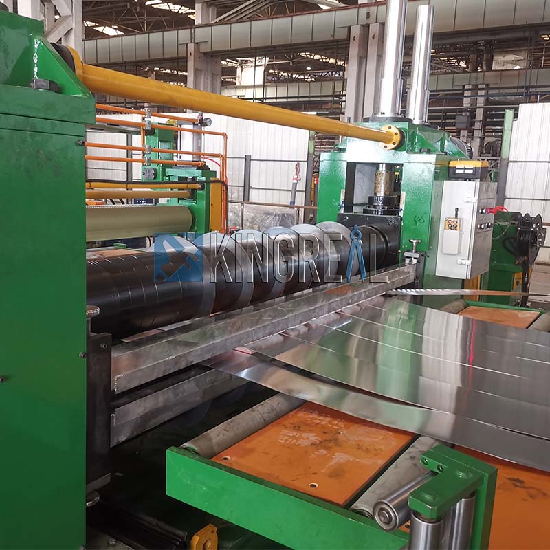 Bagaimana cara menyesuaikan pelepasan kereta api panduan garis slit gegelung aluminium?
